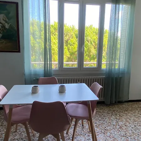 Apartment Climatise Avec 2