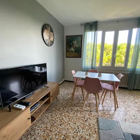 Climatise Avec 2 Apartment Avignon